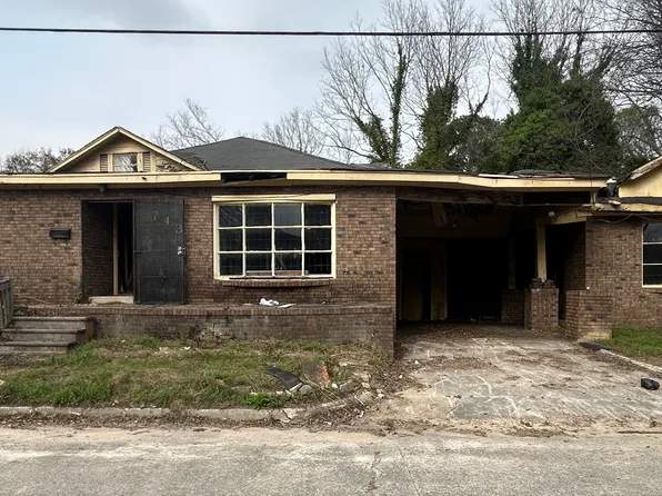 743 Dixie Ave, Macon, GA 31206