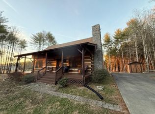 263 Lakeshore Dr, Russell Springs, KY