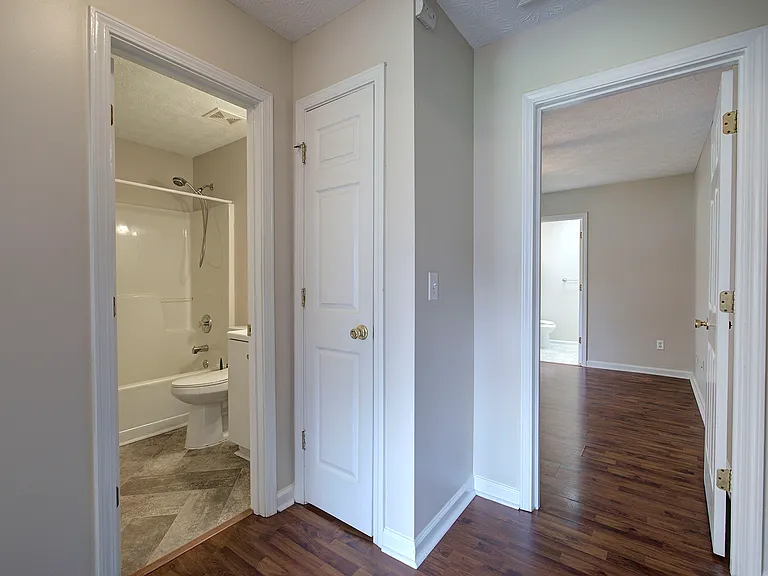 8714 Post Oak Dr — Photo 13