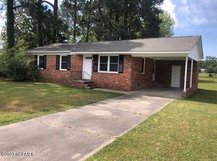 411 E 5th St, Washington, NC 27889