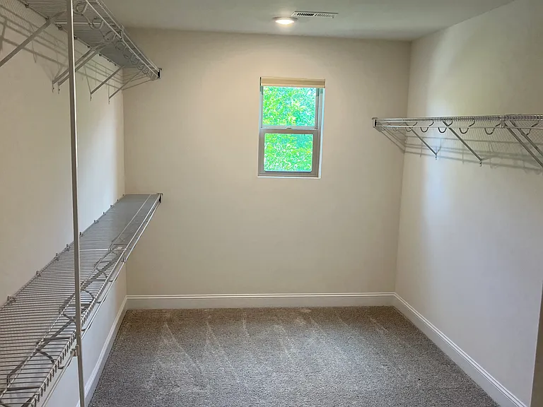 15614 Coventry Court Ln — Photo 13