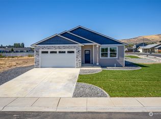 2377 Cascade St, Ephrata, WA
