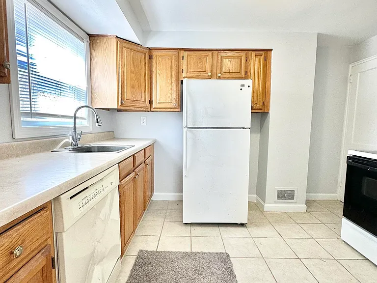 84 Mary Ann Rd — Photo 8
