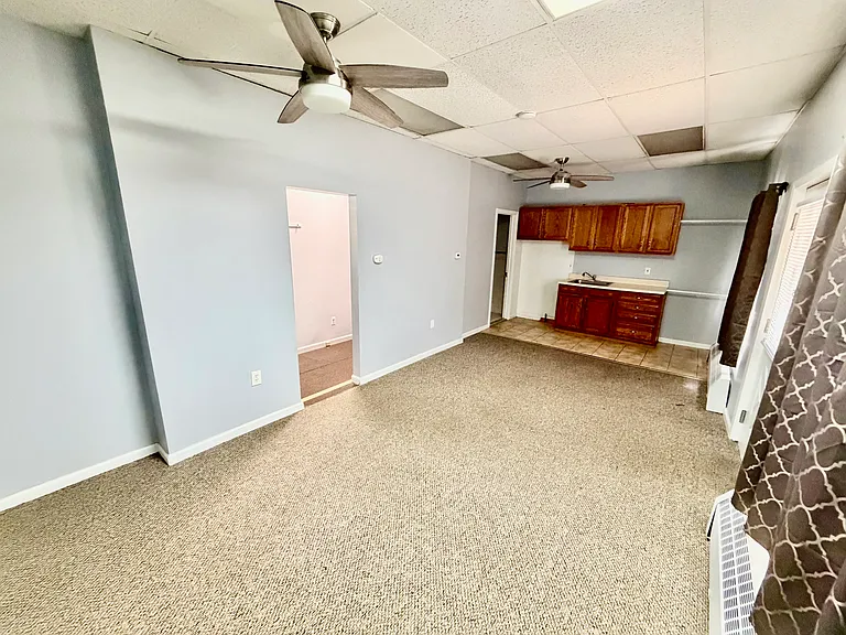 615 W Camplain Rd #1 — Photo 9