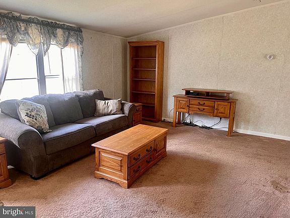 4th image of 26 Cobbs Mill Rd #Twp