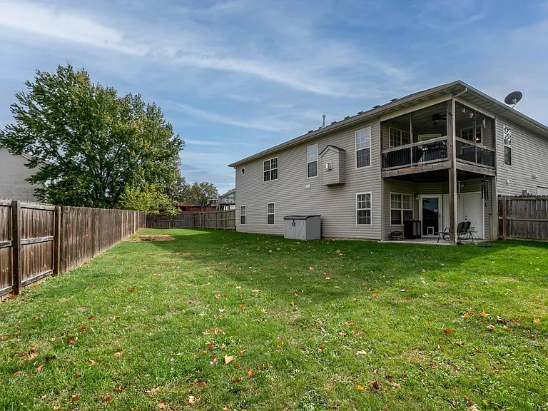 403 Camel Ct — Photo 21