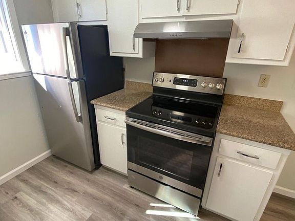 5th image of 1300 Palos Verdes Dr APT 13