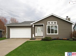 5506 Channel Dr, Lincoln, NE 68516