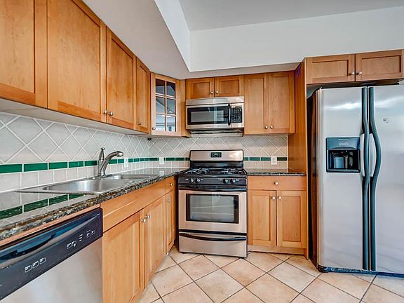 5th image of 300 Communipaw Ave APT 12