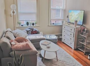 304 Hanover St APT 6, Boston, MA 02113