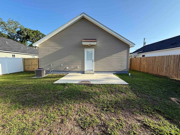 37 Cochise St — Photo 16
