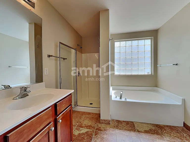 4635 Craver Woods Ct — Photo 12