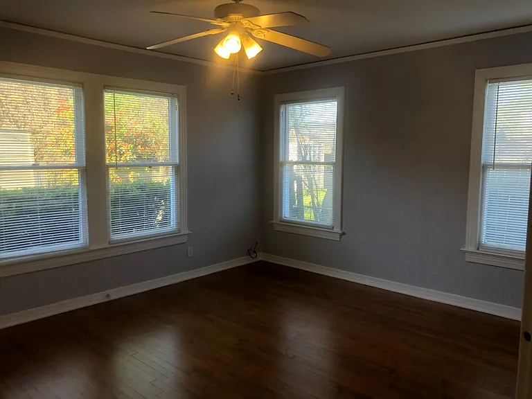 5701 Hudson St — Photo 16