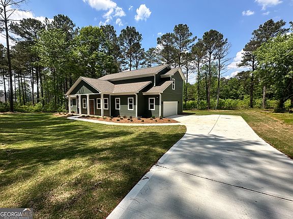 2nd image of 240 Field Rd