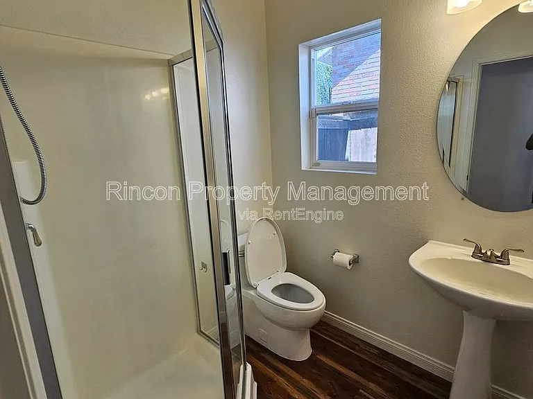 4782 Templeton St — Photo 31