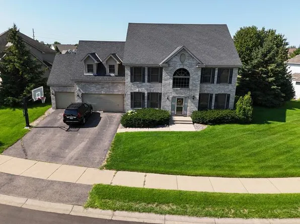 10163 Florida Cir N, Brooklyn Park, MN 55445