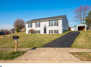 11 Donaldson Dr, Newark, DE 19713