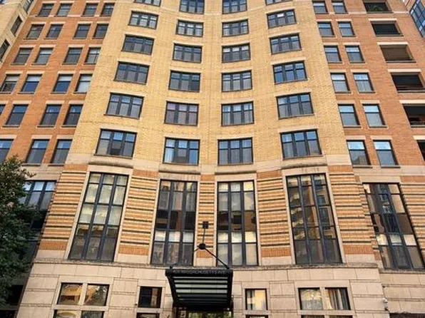 400 Massachusetts Ave NW APT 1207, Washington, DC 20001