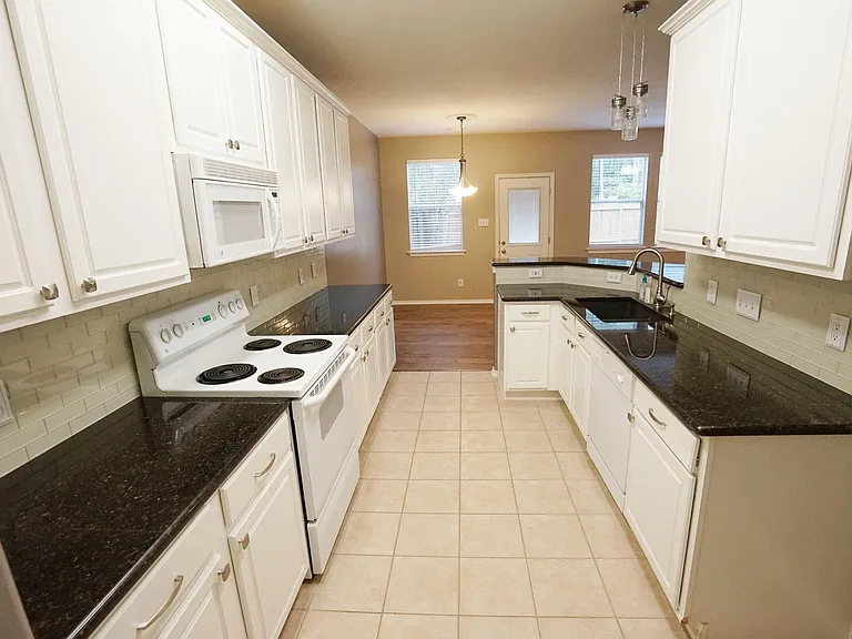 126 E Stedhill Loop — Photo 9