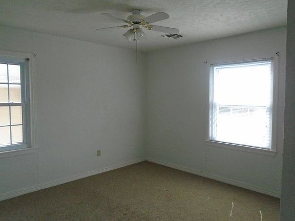5th image of 2215 NW Lincoln Ave
