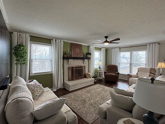 2nd image of 113 Four Apple Ave
