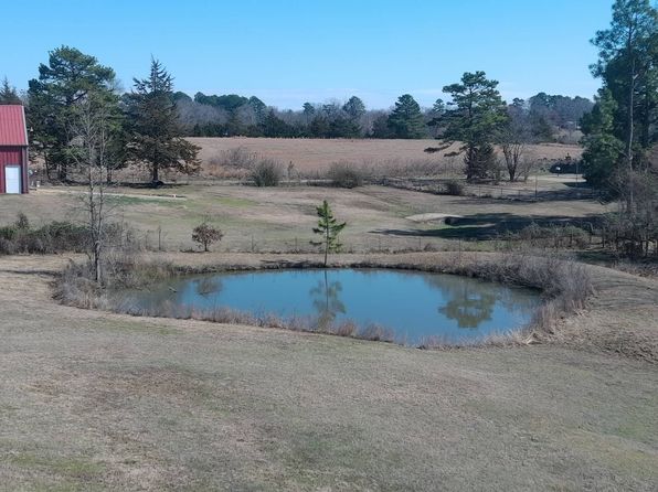2370 E 2090th Rd, Hugo, OK 74743