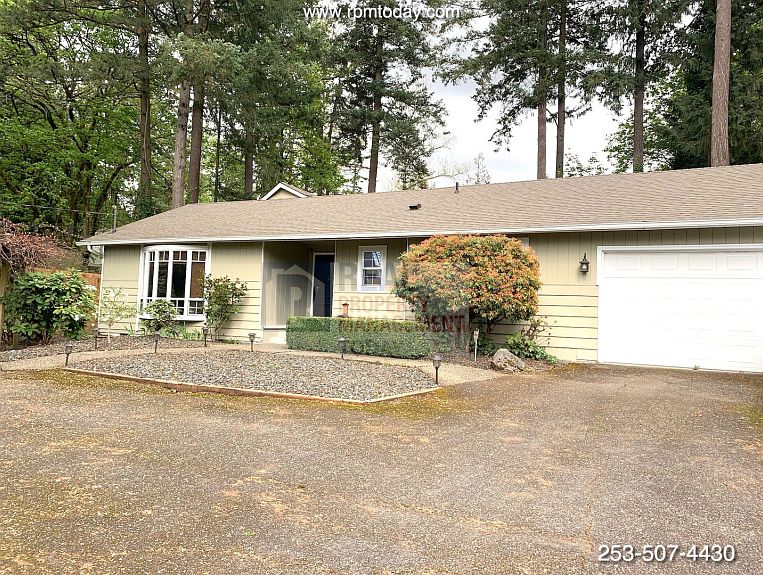 1st image of 3115 86th Ave E