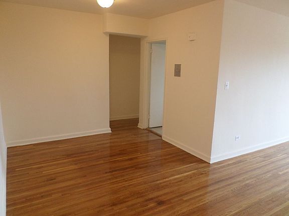 3rd image of 8710 37th Ave APT 300