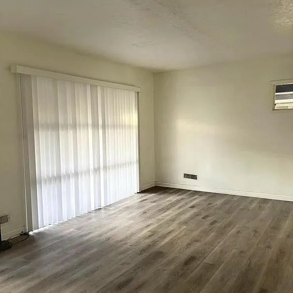 3443 Hyland Dr — Photo 6