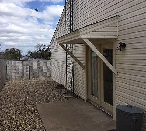 side yard