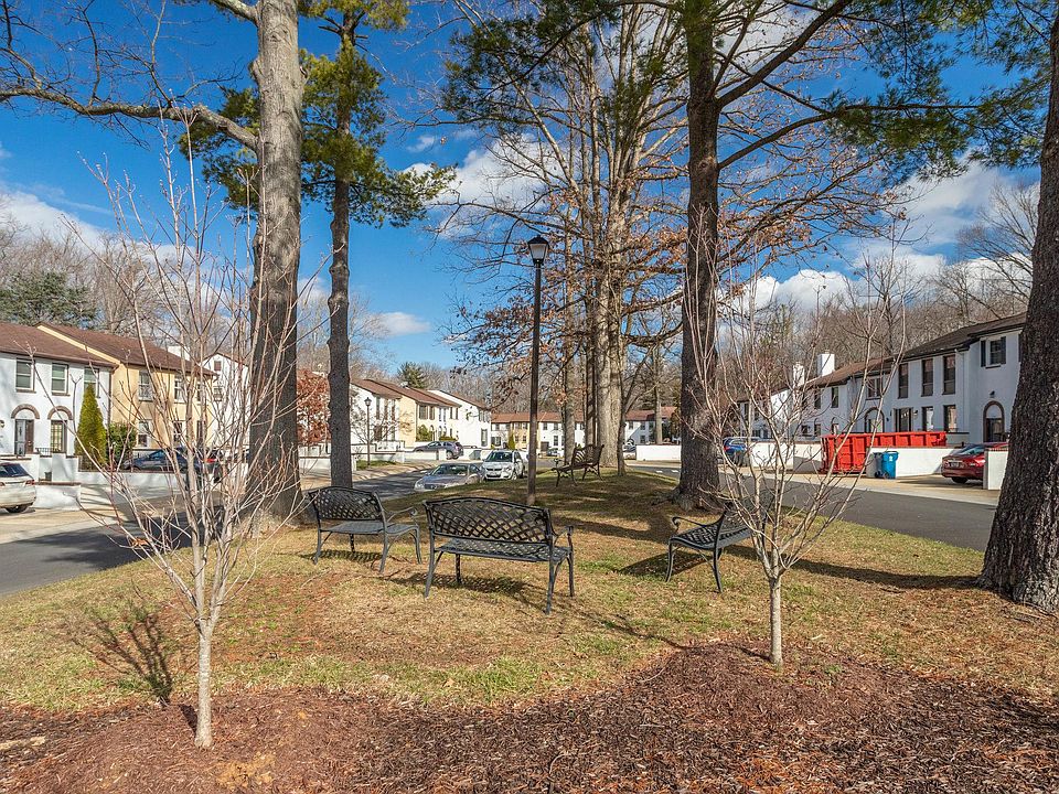 1st image of 2948 Espana Ct