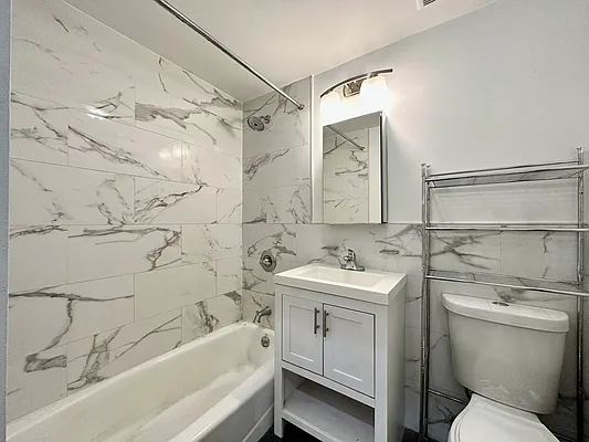 Rented by SERHANT. | media 24