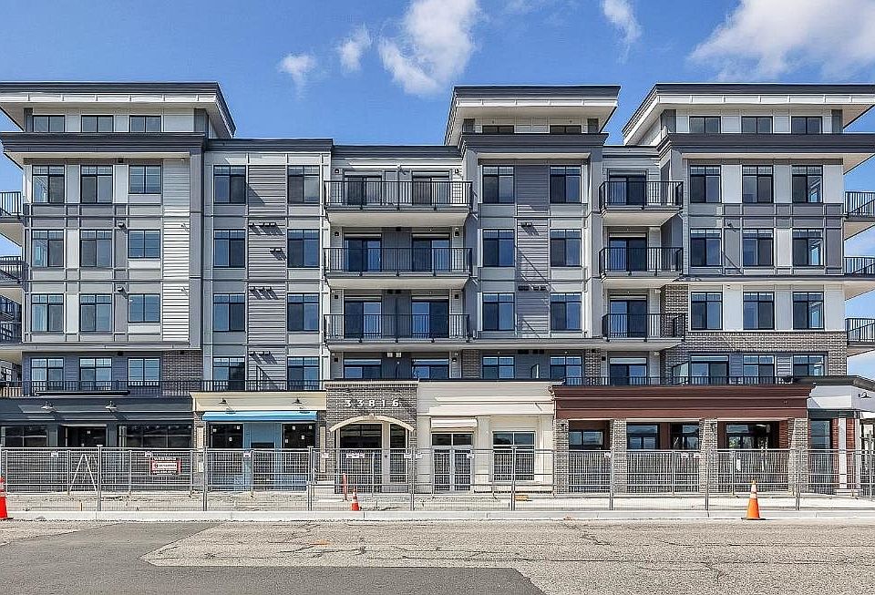 1st image of 33816 Fraser St #309