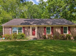 102 Capistrano Dr, Winston Salem, NC 27103