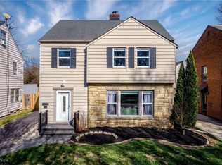 2323 Saybrook Rd, University Heights, OH 44118