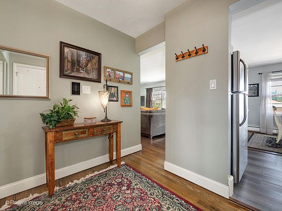 2nd image of 6817 N Ozark Ave APT 3A