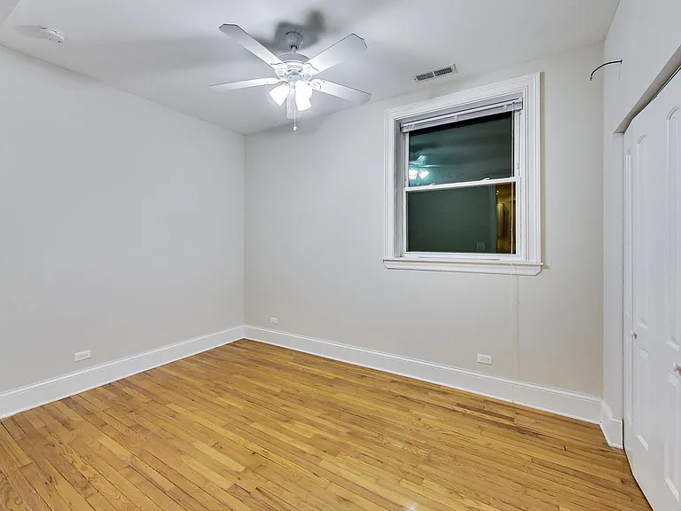 2621 W Leland Ave #1 — Photo 20