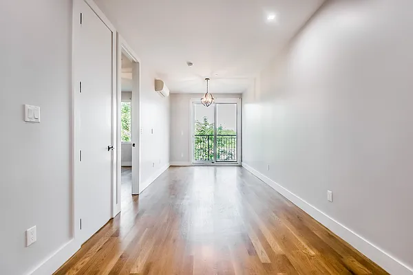 Rented by Nooklyn NYC LLC | media 5