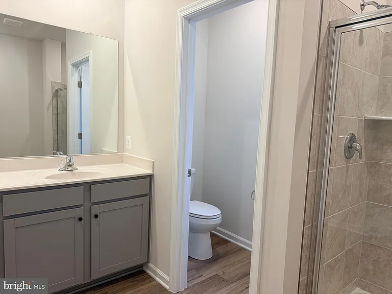 19 Forest Grove Ave — Photo 11