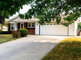 4155 W Alvina Ave, Greenfield, WI 53221