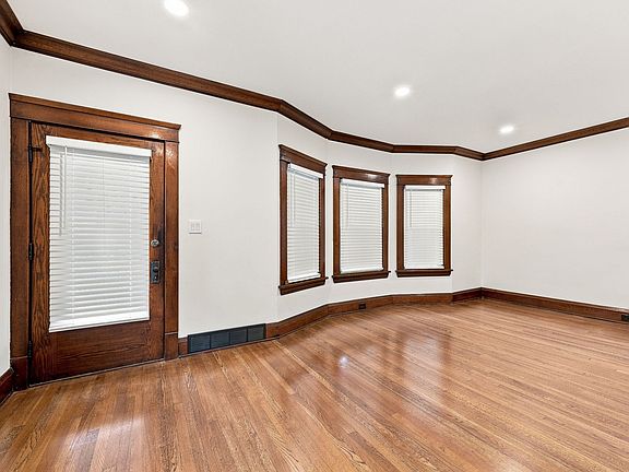 2nd image of 1320 W 64th St