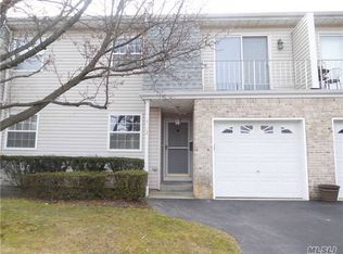 336 Commack Rd, Deer Park, NY 11729