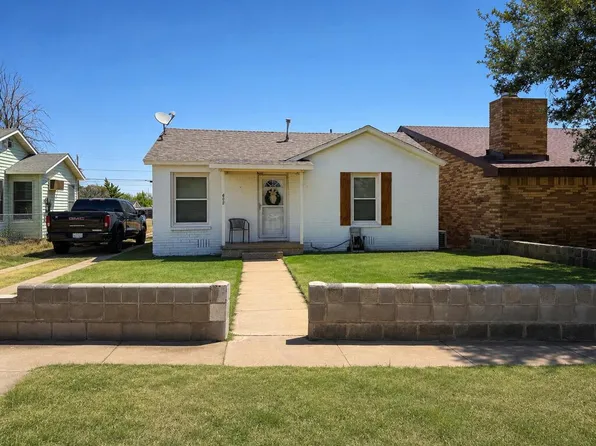802 N Saint Boniface St, Stanton, TX 79782