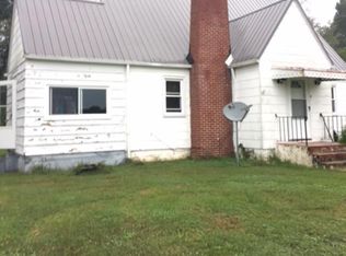 1001 Dry Pond Hwy, Stuart, VA 24171