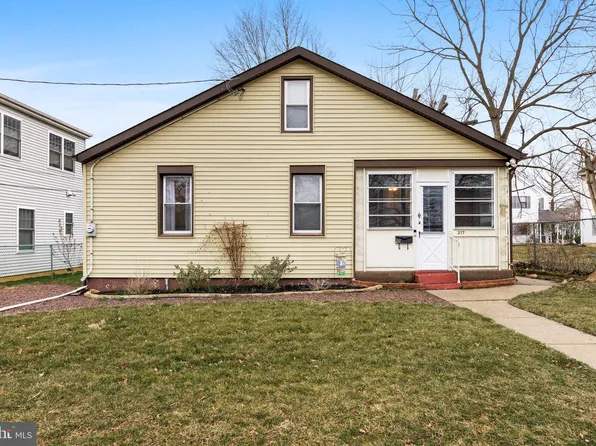 217 Lafayette St, Bordentown, NJ 08505
