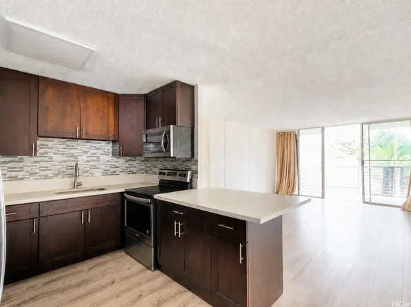 95-020 Waihonu St APT C202, Mililani, HI 96789