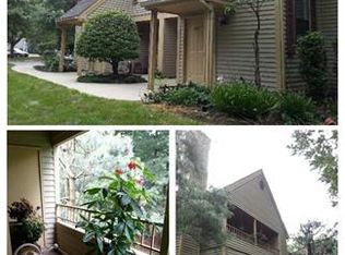 408 Chester Ct, Helmetta, NJ 08828