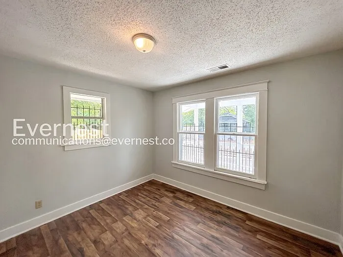 667 Sevier St — Photo 13