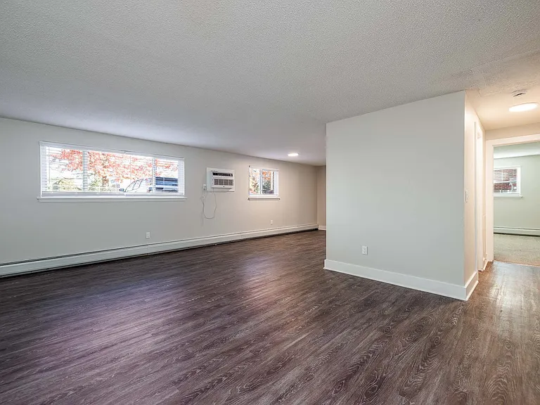 Northside Manor Apartments — Photo 13