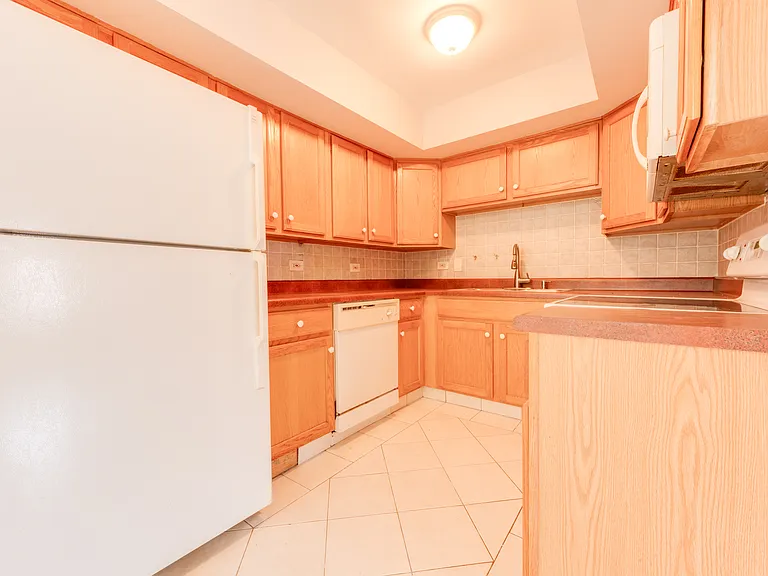 316 Marengo Ave #2B — Photo 9
